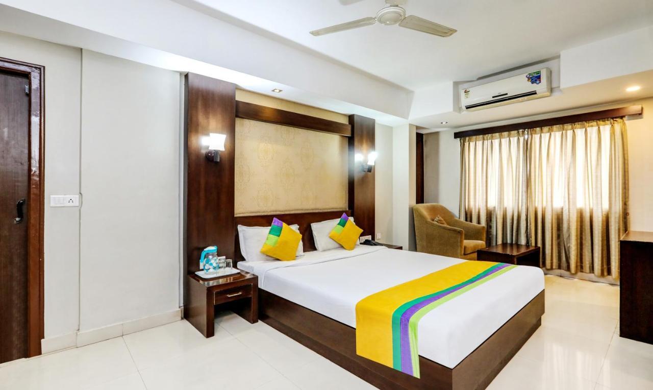 Itsy By Treebo - Greenwood Inn And Suites Near Mysore Palace Narasimharaja Puram Eksteriør billede